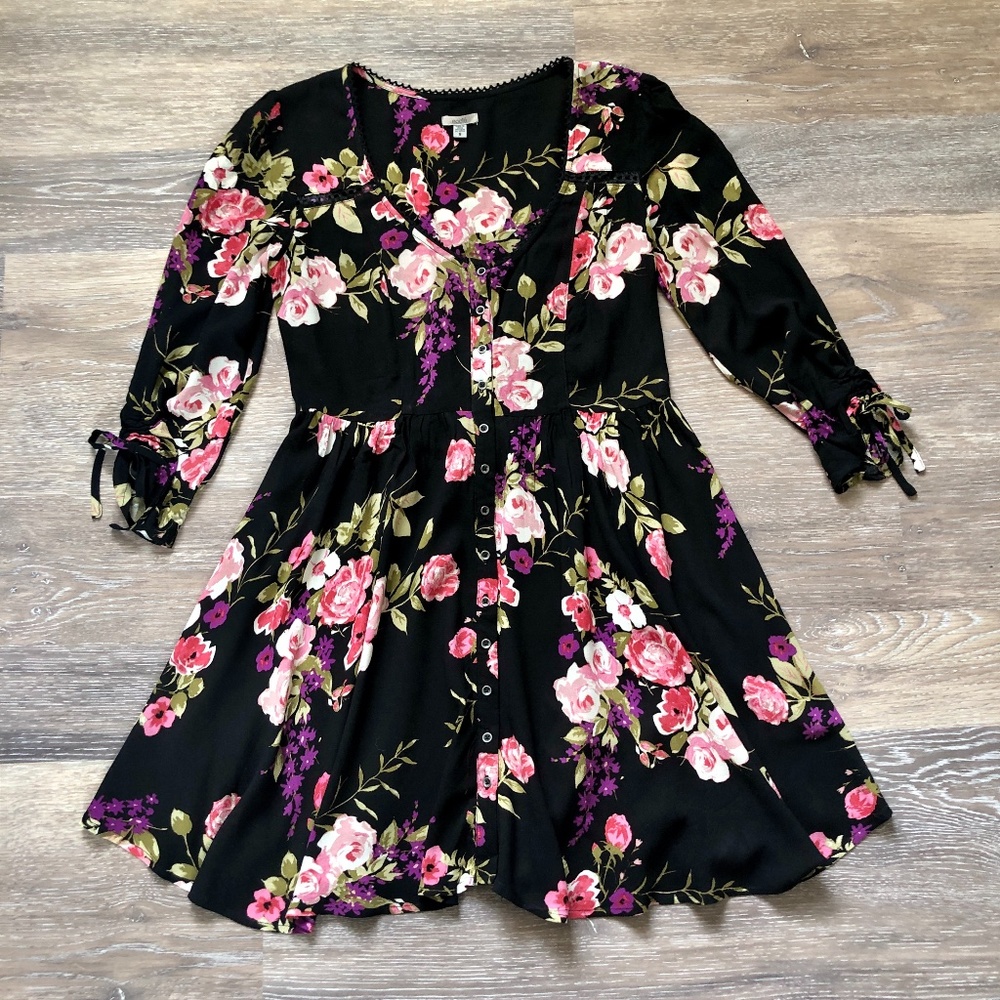🎉HP🎉 Urban Outfitters Ecote Lizzie Black Floral Mini Dress - Picture 2 of 10